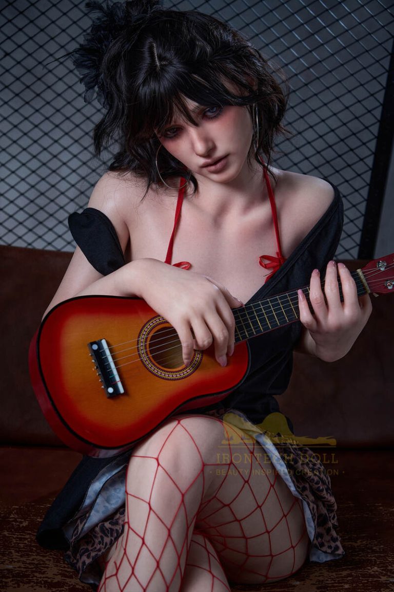 irontech-s44-169cm-silicone-sex-doll-molly at 白梅ドール